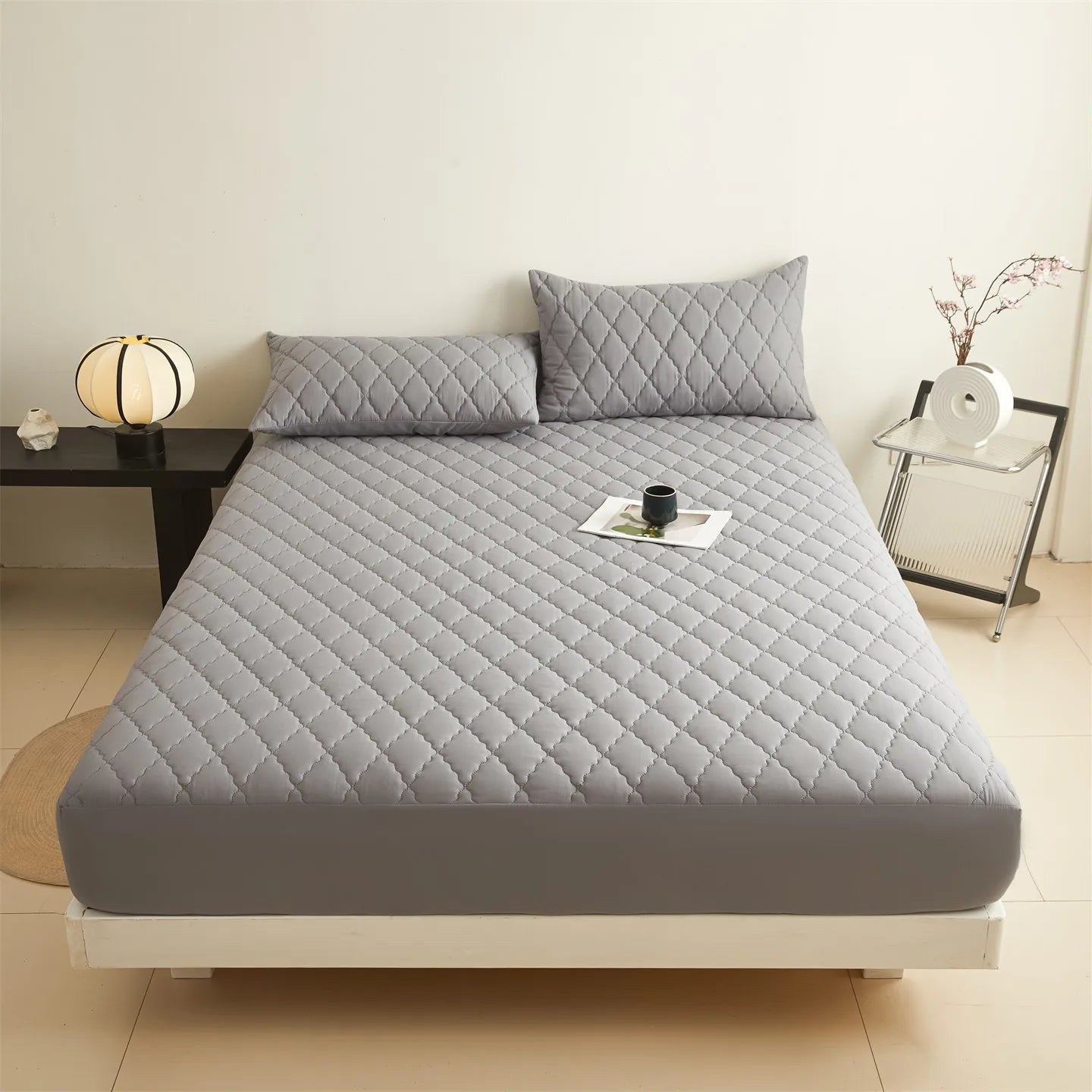 Waterproof Mattress Cover Thickened Padding Comfortable Fabric Bed Cover Bed Linen Bed Sheets Set Mattress Protector for Home.