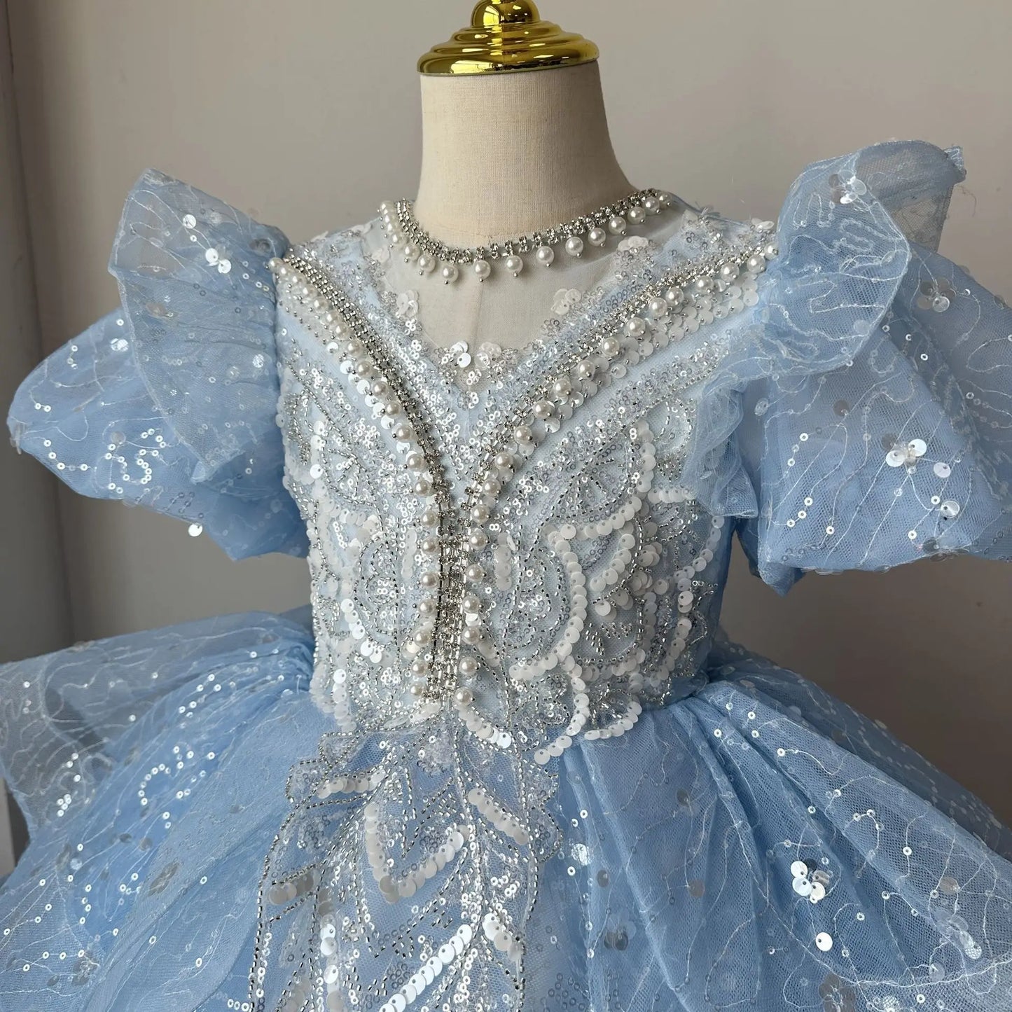 Mädchen Kleid 2025 Neue Frühling Elsa Baby Prinzessin Kleid Puffy Tüll Blau Geburtstag Kleine Host Leistung.