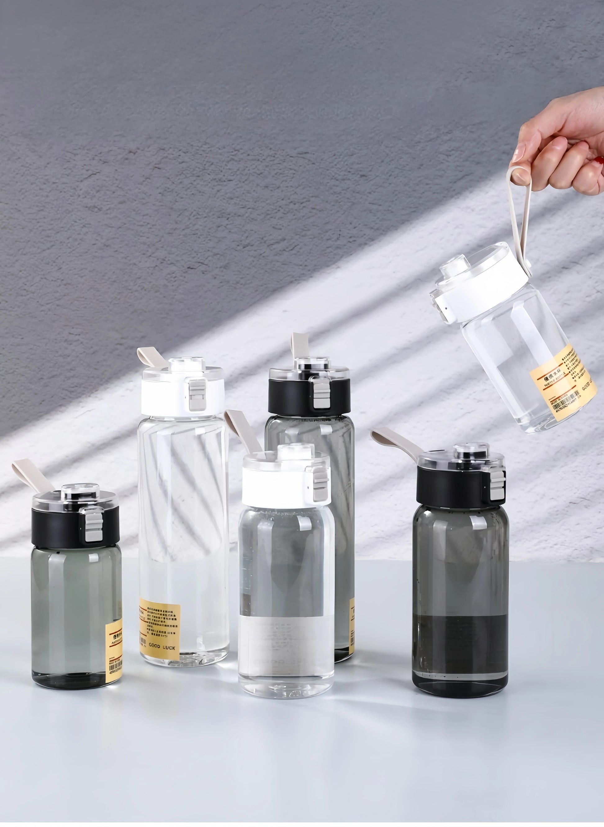 Kawaii Plastic Transparent Water Bottle Leakproof Simple Portable Outdoor Travel Office Water Bottle Juice Cup Beach Drinkware.