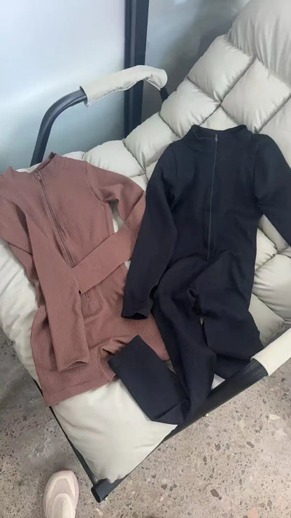 Seamless Ribbed Knit Bodysuit Women Zip Up Stand Collar Long Sleeve Thumbhole Yoga Romper Winter Thermal Workout Outfit.