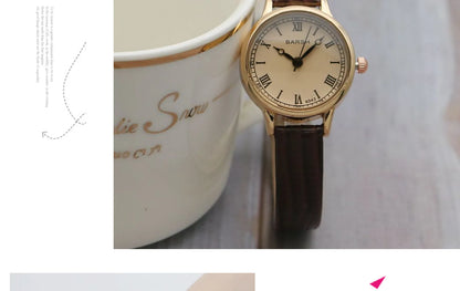 Simple Women Watches Luxury Design Leather Watch Ladies Quartz Wristwatch Womens Small Round Dial Clock Reloj Mujer.