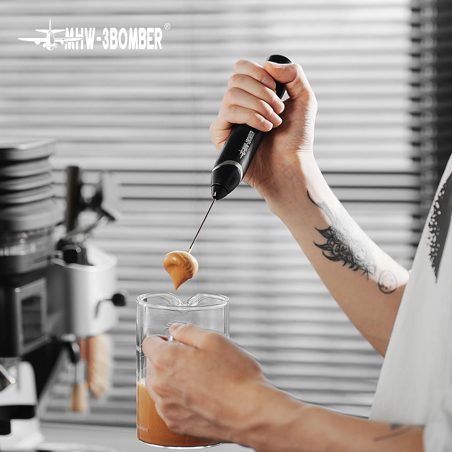 MHW-3BOMEBR Rechargeable Milk Frother Handheld Electric Foam Maker Stainless Steel Whisk Drink Mixer Foamer for Latte/Cappuccino.