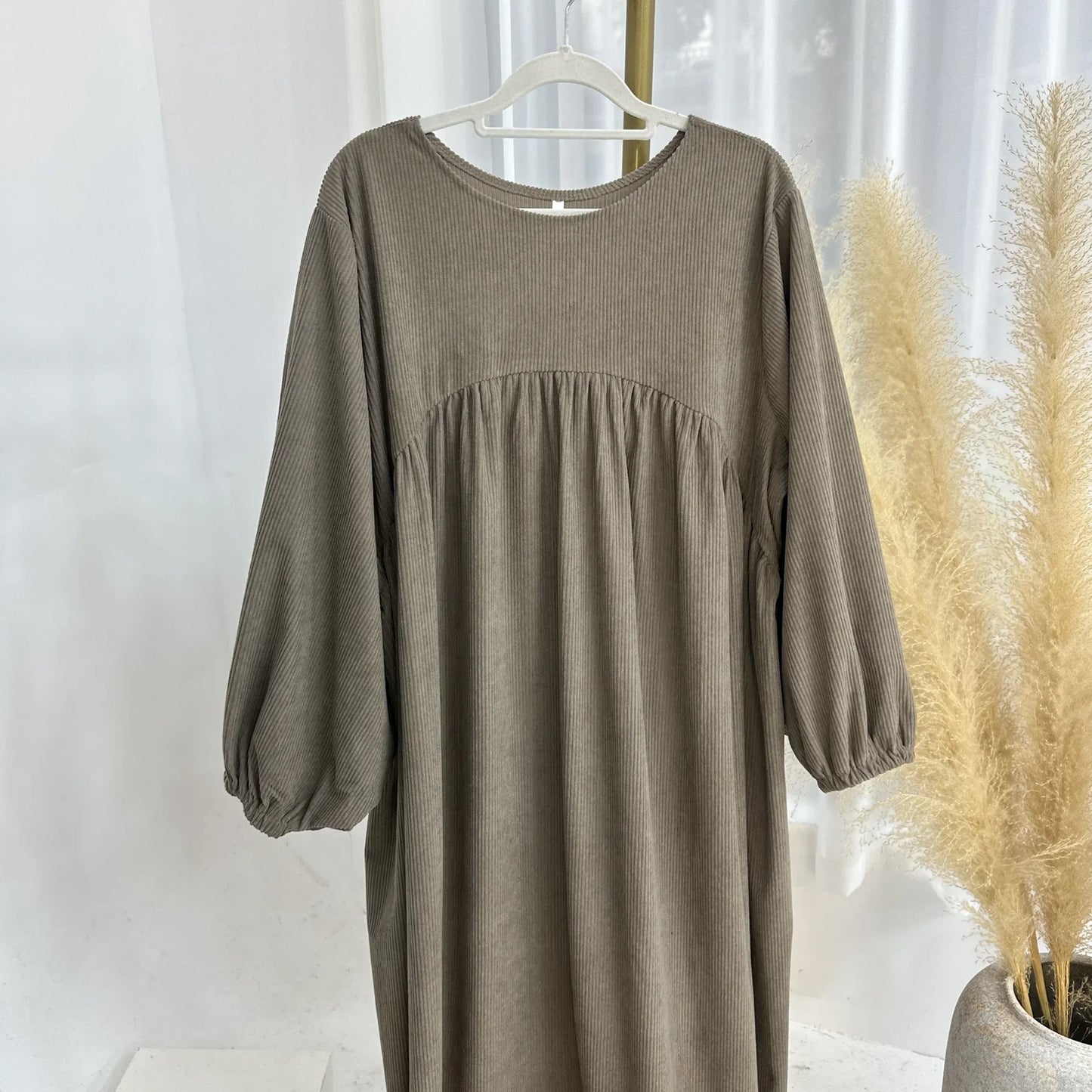 Winter Corduroy Abaya Warm Muslim Dress Closed Abayas for Women Dubai Luxury Turkey Kaftan Hijab Robe Ramadan Eid Islam Clothes