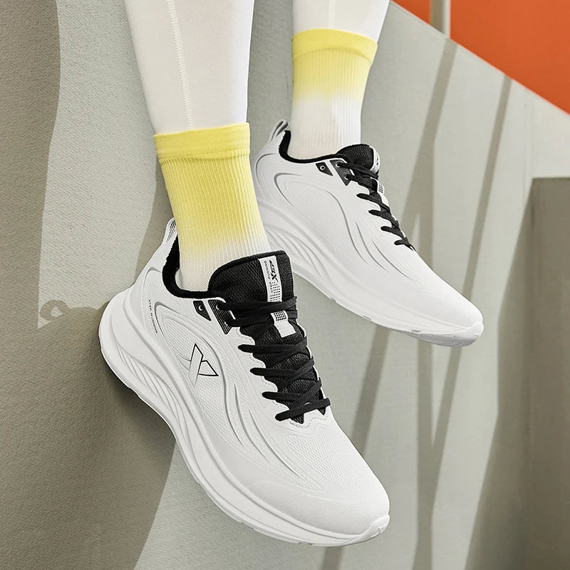 Xtep Running Shoes For Men 2024 Winter Stability Cushioning Lace Up Sports Shoes Keep Warm Jogging Soft Sneakers 876419370035.