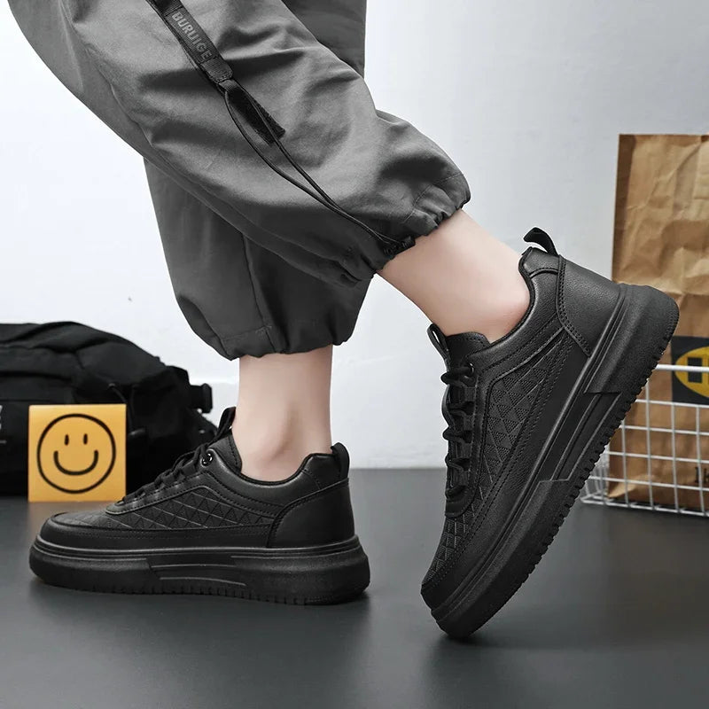 Fashion White Men Casual Sneakers Outdoor Platform Runing Shoes Breathable Mens Sport Shoes Light Walking Shoes Tennis Shoes.