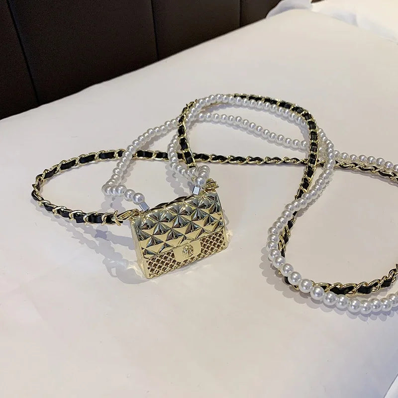 Mini Metal Shoulder Bags for Women Pearl Chain Crossbody Bag Designer Clothing Accessories Satchel Female Decorative Box Handbag