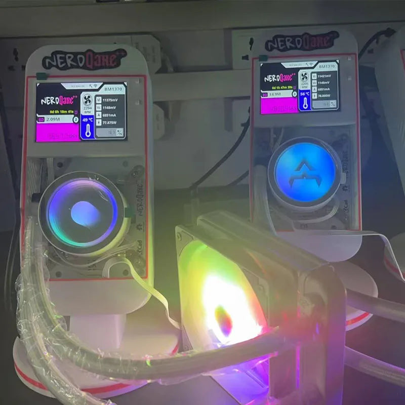 2025 New Bitaxe NerdQaxe++Water Cooling 4.8th/s Computing Power Bitcoin Miner White.