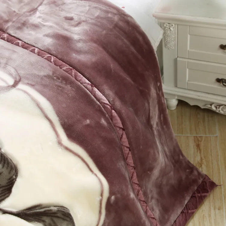 Ultra Soft Cozy Flowers Rose Throw Blanket Microfiber Heavy Fluffy Fleece Blanket for Home Bed Dormitory.