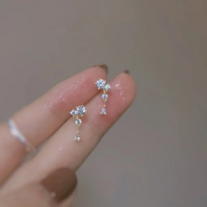 925 Silver Needle Mini Snowflake Flower Cubic Zirconia Earrings Ear Bone Nail Piercing Ear Jewelry Children's Earrings.