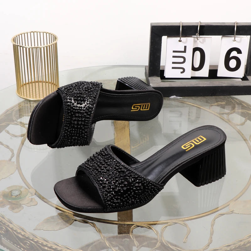 High-heeled slippers 2024 summer fashion new thick with square head luxurious ladies slippers coarse heel 6CM.