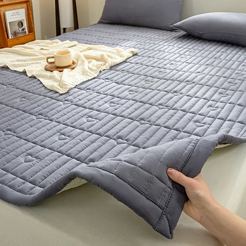 Washed cotton quilted thicken mattress pink romance heart sleeping mat 150cm bed sheet bed protection pad queen king size