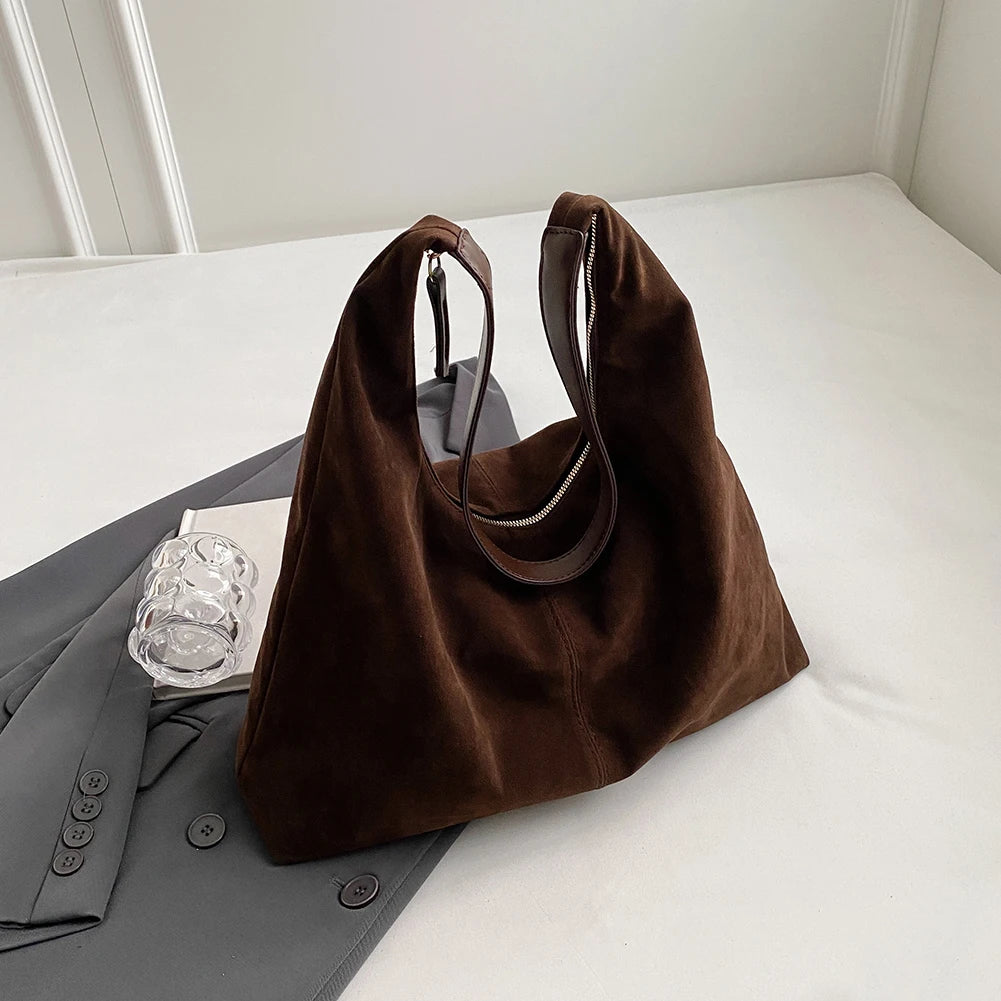 Women Suede Shoulder Bag with Zipper Hobo Bag Large Capacity Handbag Slouchy Bag Commuter Travel Bag.