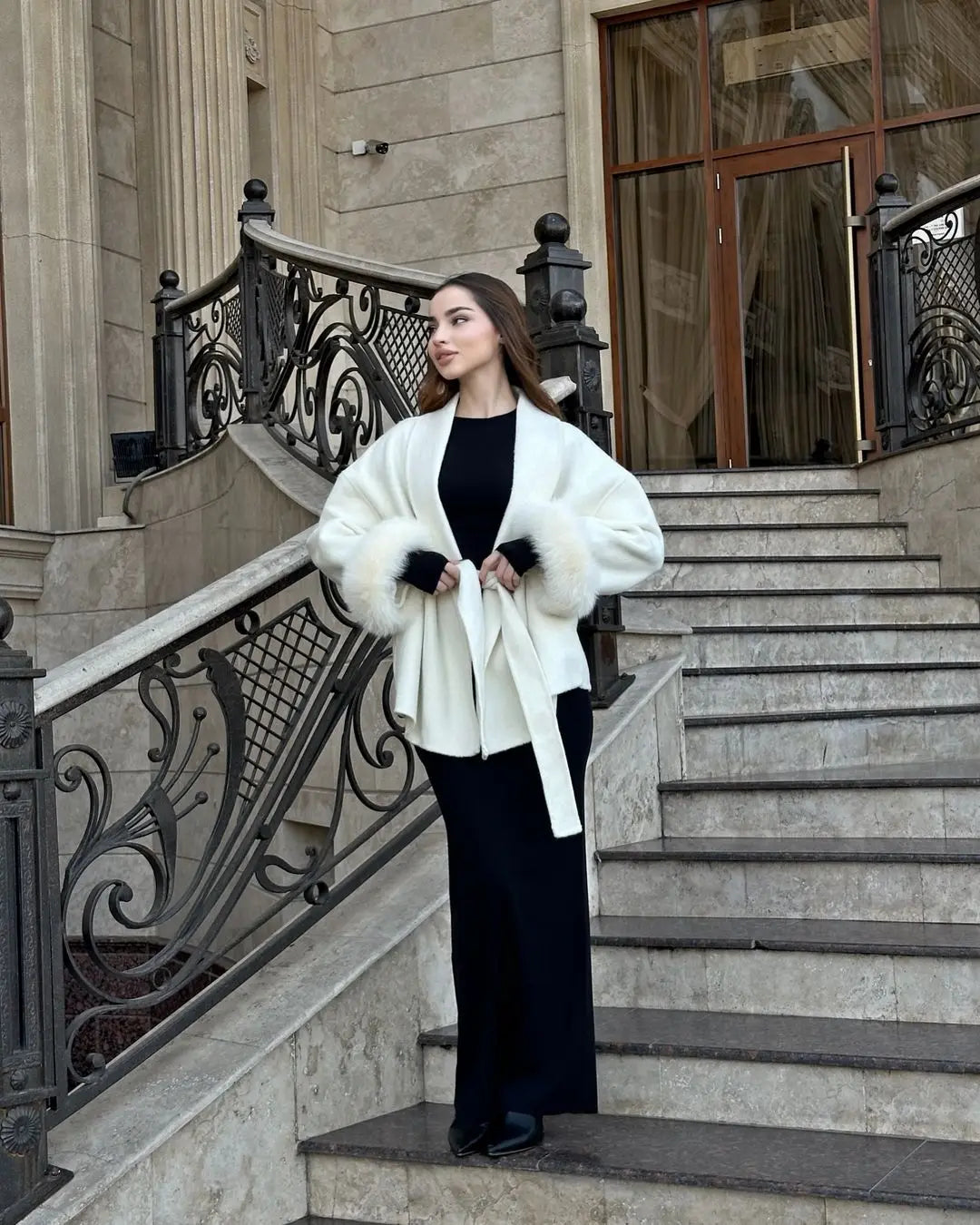 Lässiger, einfarbiger Wollmantel mit Schalkragen, modischer, lässiger, einreihiger Tasche, lockere Oberbekleidung, 2025, neue Highstreet-Jacke