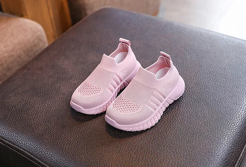 Children Shoes Spring Summer Kids Sneakers Soft Breathable Mesh For Boys Slip-on Casual Shoes Anti-Slip Walking Baby Girls Shoes.