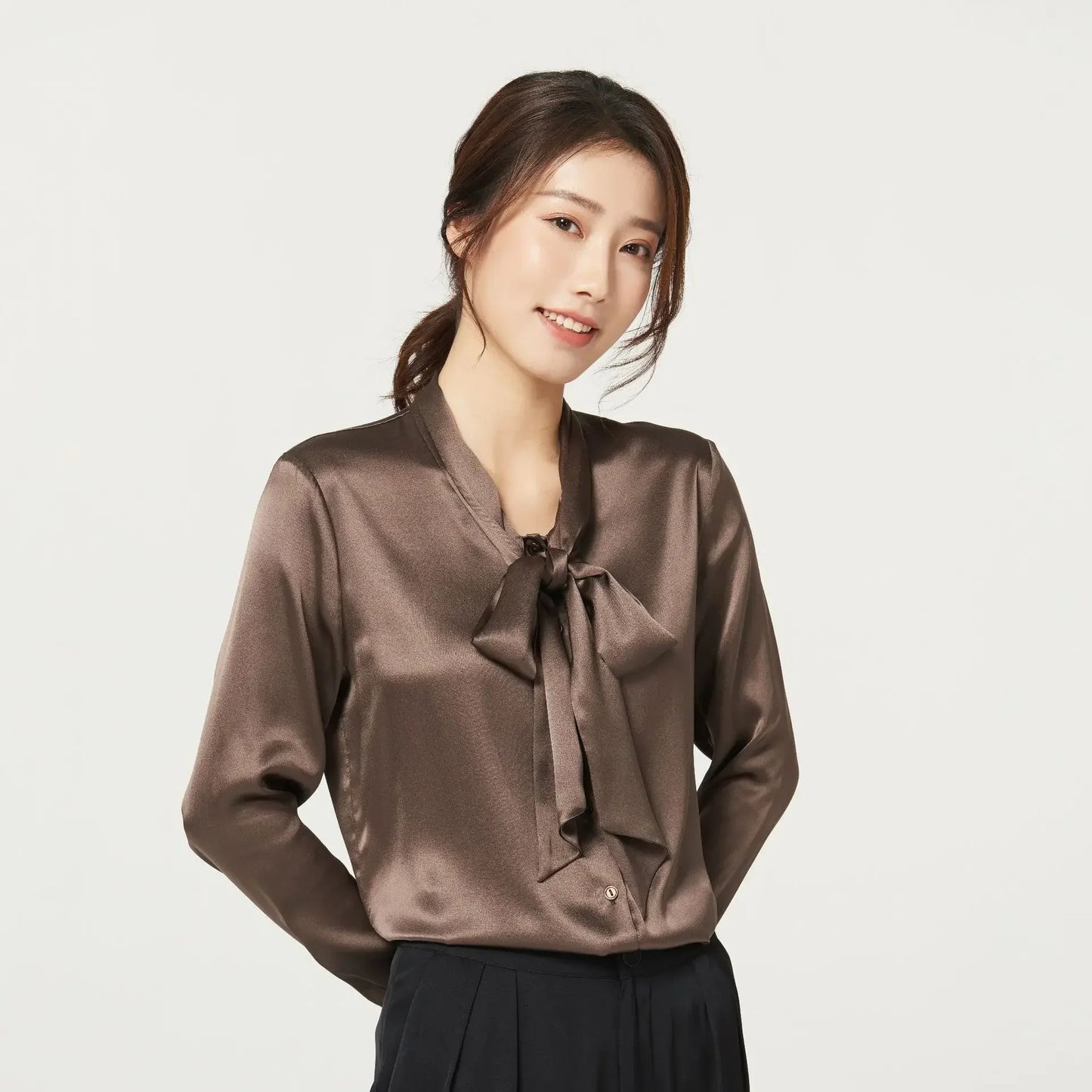 Heavyweight Mulberry Silk Shirt Women's 2025 Spring And Autumn New Long Sleeve Satin Silk Blouse V-neck Bow Ribbon Shirt