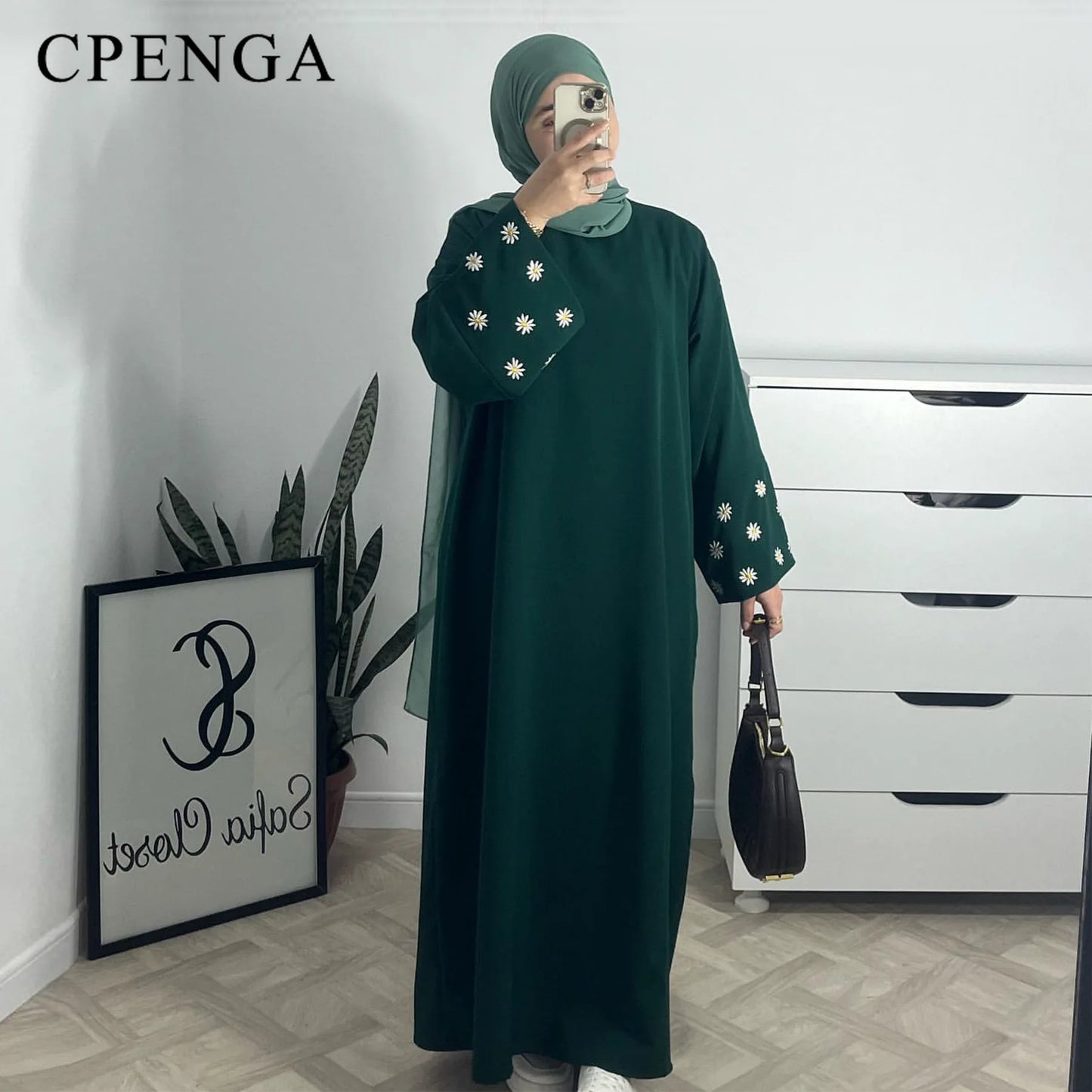 2024 Daisy Embroidery Muslim Modest Dress for Women Eid Saudi Arabia Dubai Abaya Luxury Islam Turkey Holiday Party Jalabiya Robe.