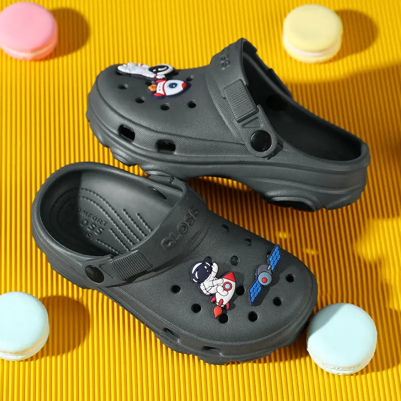 3-12y Kids Mules & Clogs Summer Boys Girls Sandals Cartoon 6 Colors Non-slip Comfortable Beach Slippers Children Garden Shoes 24.