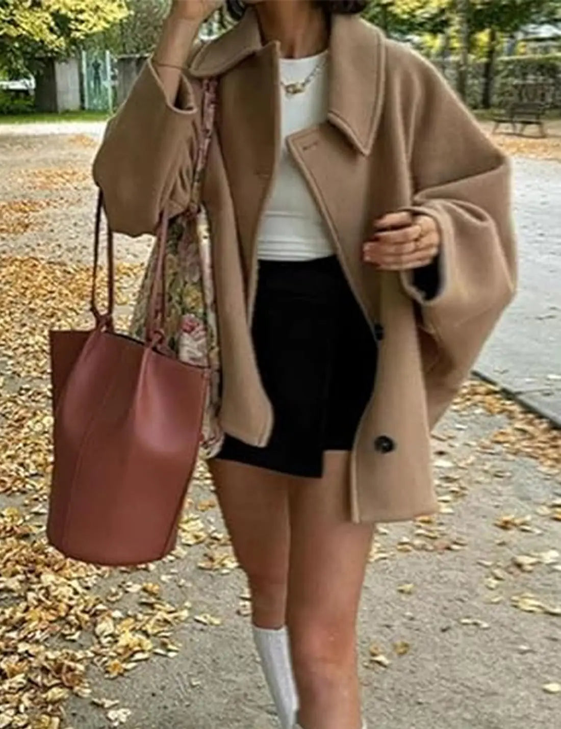 ZBZA Damen Schräge Knopf Lose Fledermausärmel Jacke Mantel Revers Langarm Doppeltasche Warm Solide Farbe Vintage Oberbekleidung Herbst Winter Neue Weibliche Chic Mantel.