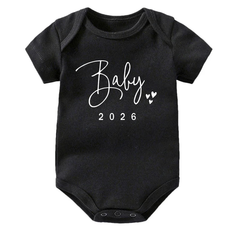 Baby-Ankündigung, bald, 2026, Strampler für Neugeborene, Sommer, Jungen- und Mädchen-Body, Körper, Schwangerschafts-Enthüllung, Kleidung, Säuglingsoverall.