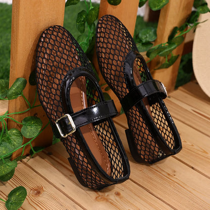 Women Sandals Mesh Breathable Fashion Versatile Sandals Women New Flat Soft Soled Mary Jane Shoes for Women Sandalias De Mujer.