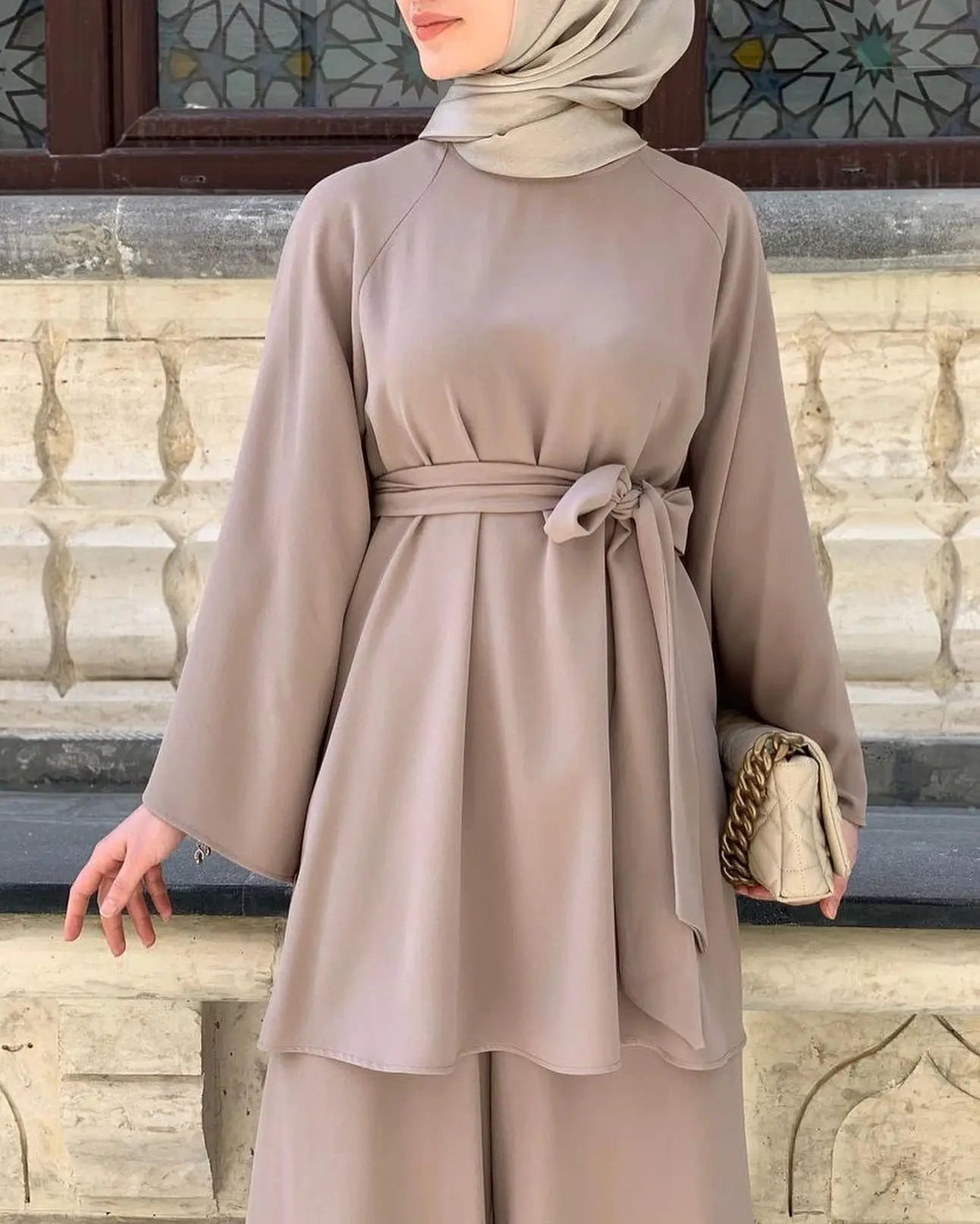 Eid Muslim Two Piece Set Islam Women Lace Up Shirt Wide Leg Pants Suits Ramadan Turkey Outfits Modest Morocco Abayas Ensembles.