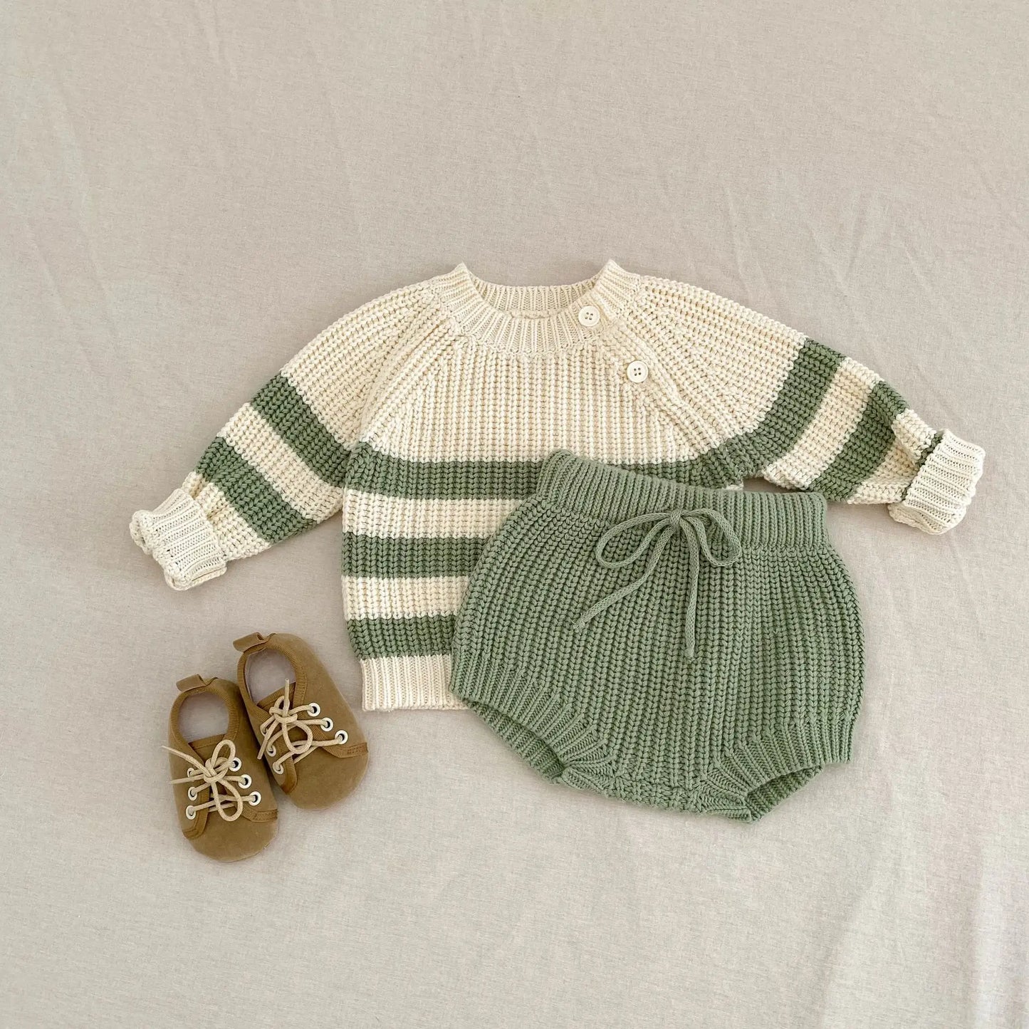 Baby-Pullover für Herren und Damen, neue Herbst-Stile für Säuglinge und Kleinkinder, gestreifte Strickoberteile und Hosen-Sets.