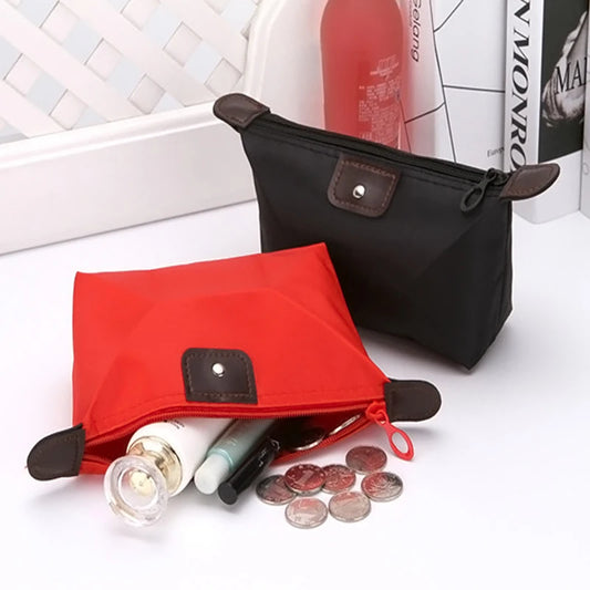 Portable Cosmetic Bag For Women Colorful Waterproof New Travel Dumpling Storage Bags Mini Cute Toiletry Makeup Tote Bags Purses.