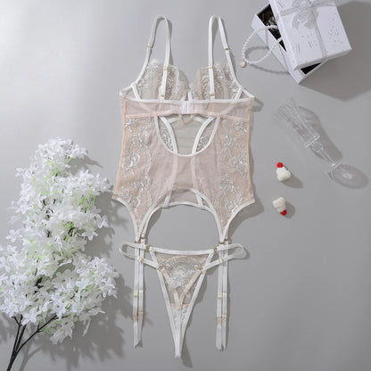 Women's Sexy Lace Luxury Lingerie Set Ultra-thin Mesh Love Heart Decorative Complex Erotic Hot Adult Bra Panties Set for Sex.