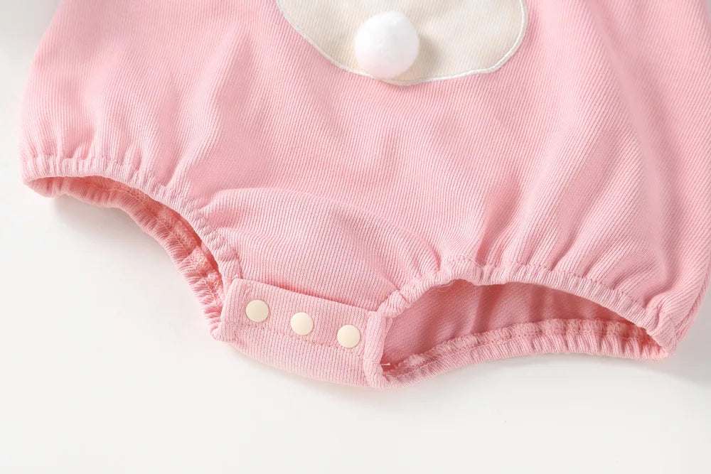 2024 Sommer Baby Mädchen Kleidung niedlichen Hasen falsch zweiteiligen Bodysuit Kleinkind Streifen Patchwork einteilige Kleidung