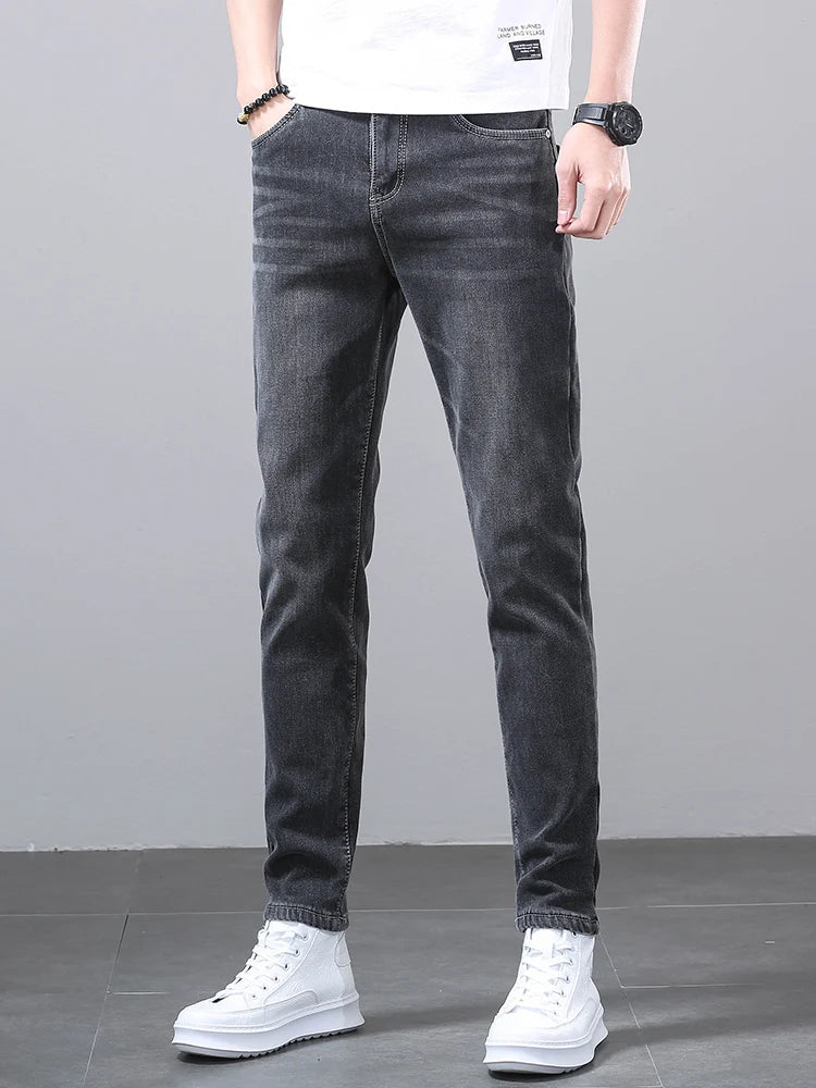 New Men's Four Seasons Business Jeans Fashionable Slim Fit Micro Elastic Straight Leg Long Pants.