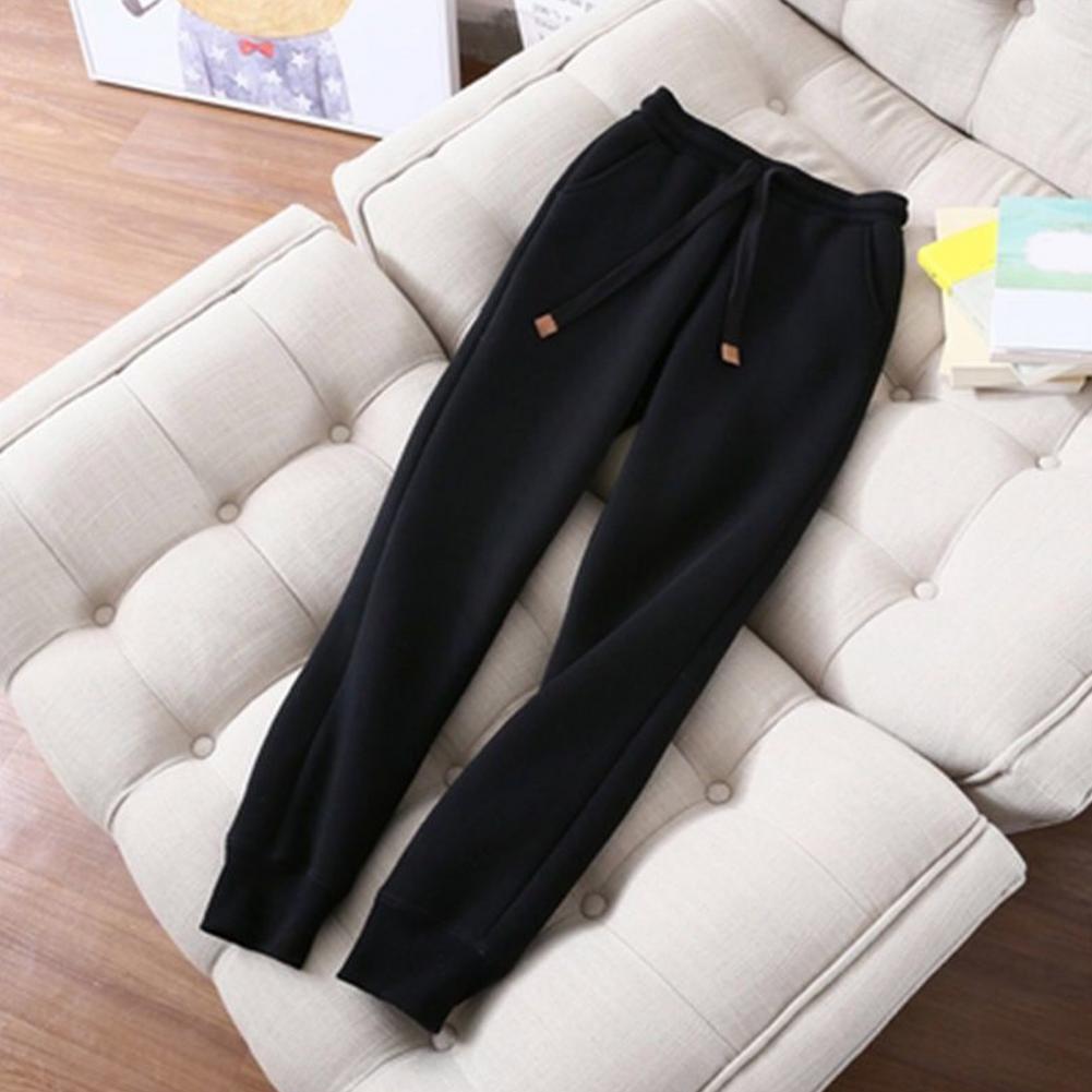 Women's Sweatshirt Pants Suit Autumn and Winter Warm Long-sleeved Fleece Thick Hoodie Coat Jogger Pants Sportswear Two-piece Set.