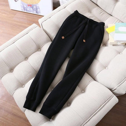Women's Sweatshirt Pants Suit Autumn and Winter Warm Long-sleeved Fleece Thick Hoodie Coat Jogger Pants Sportswear Two-piece Set.