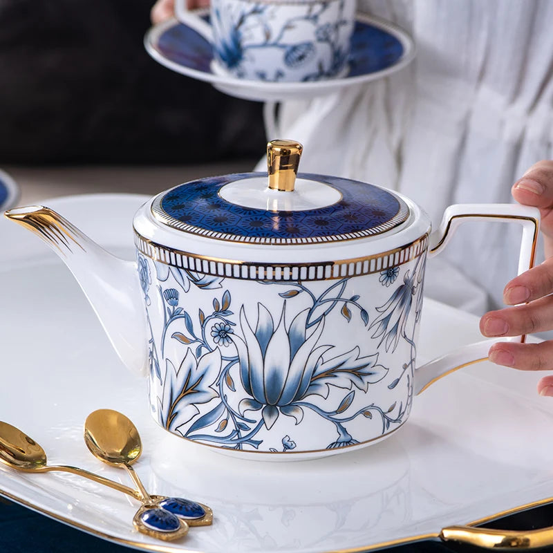 Elegant Cup and Saucer Set Bone China Sugar Jar Milk Jug Coffee Pot Set Cyan Magnolia Home English Mug Teaset Dessert Plate