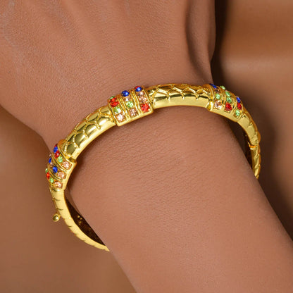 Luxury 18k Gold-Plated Women's Jewelry 4-Piece Round Necklace Bracelet Earrings Ring Gold Classic Dubai Wedding Gift.