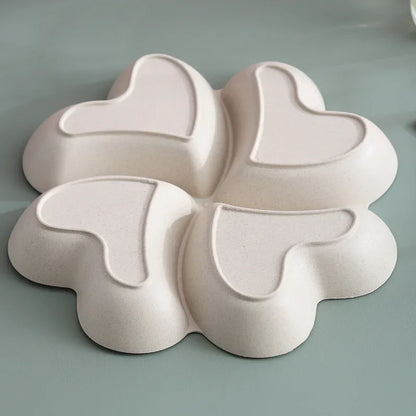 4-grid Fruit Plate Tray Heart Shaped Creative Plates Storage Box Dried Fruit Snack Plates Divided Candy Dessert Plate Container.