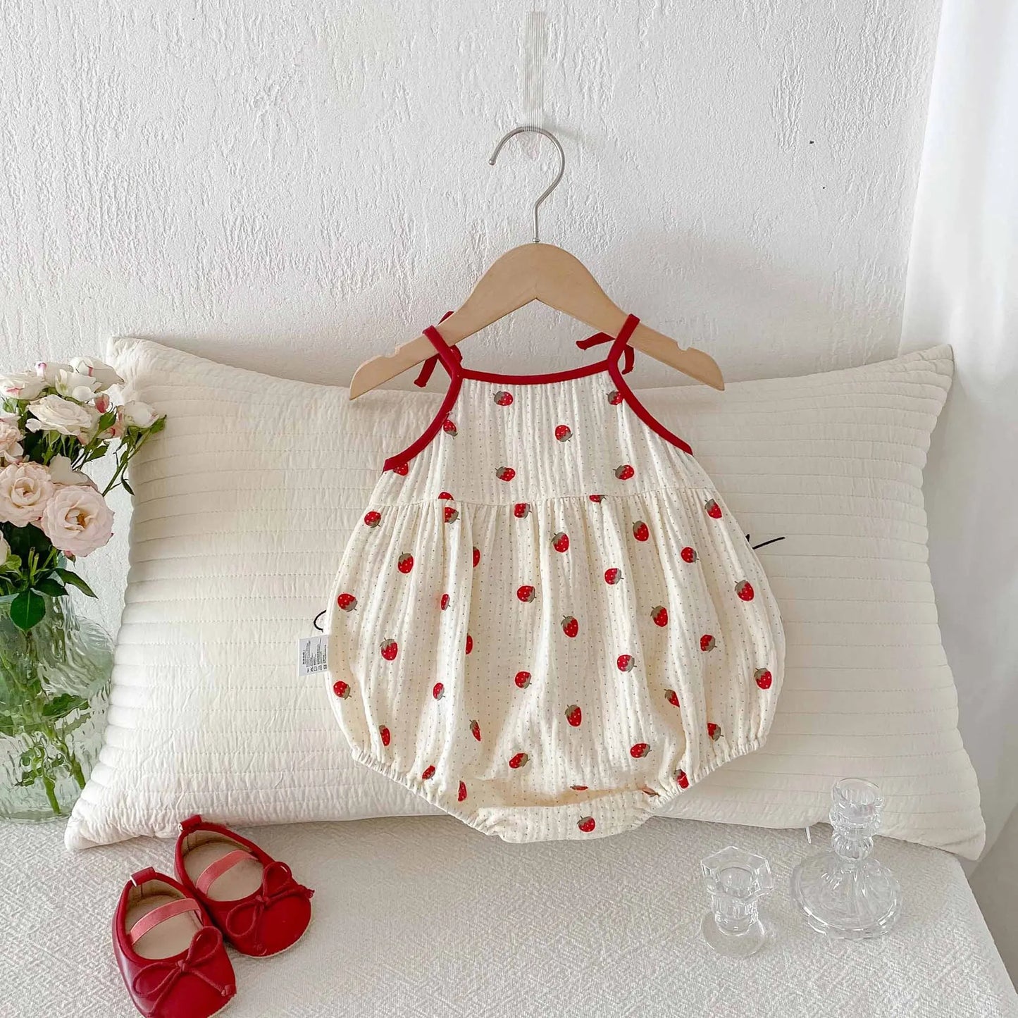 0-2Y Sommer Baby Mädchen Kleidung Erdbeere Druck Infant Mädchen Bodysuit Kleinkind Leibchen Ein Stück
