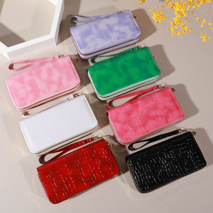 Chic Vintage Double Layer Clutch Wallet - Retro Zipper Coin Purse & Wristlet - Fashionable Womens Accessory with Secure Storage.