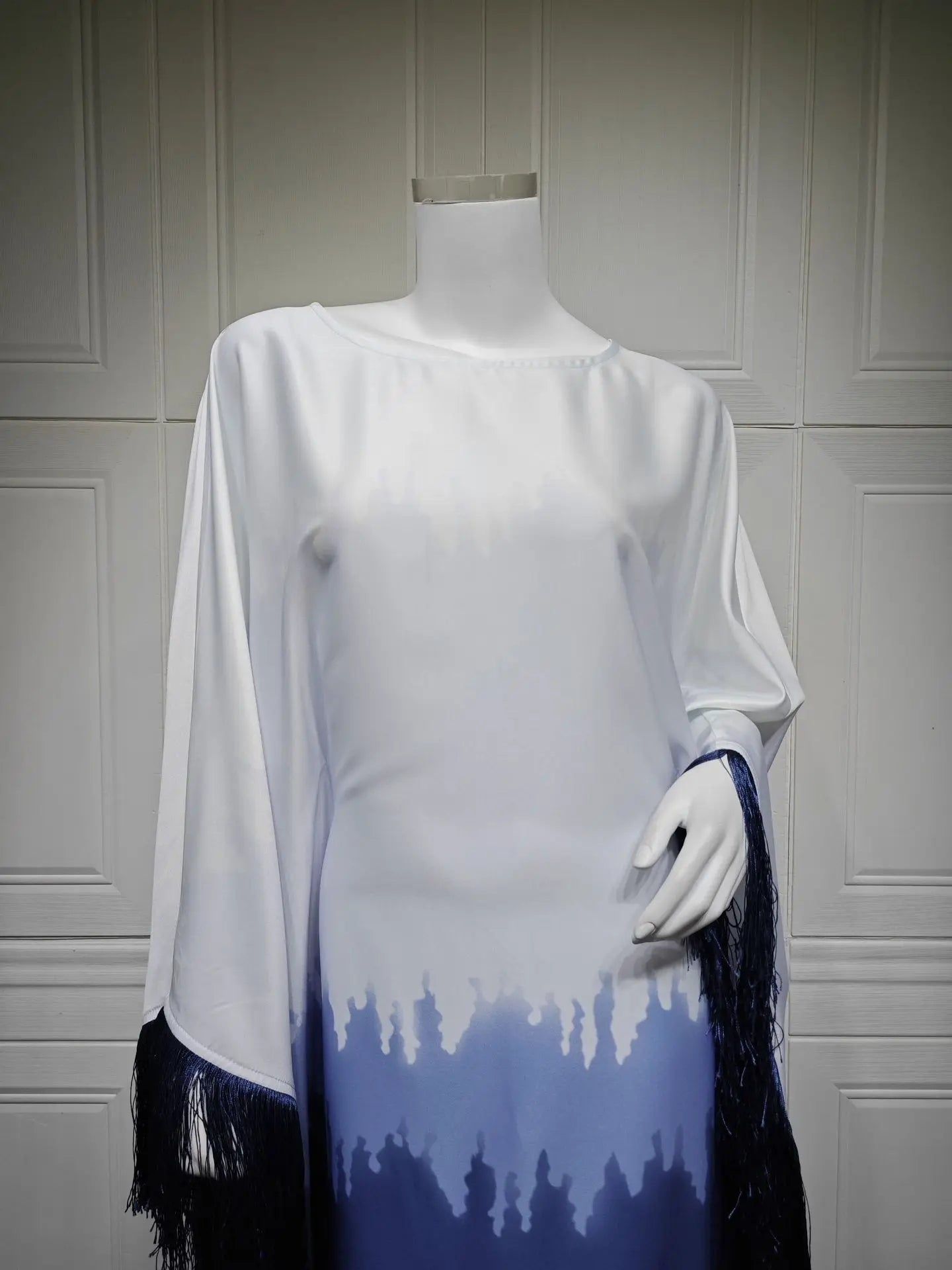 Uni Tassel Gradient Dubai Muslim Abaya For Woman O-Neck Elegant Casual Loose Moroccan Saudi Kebaya Fashion Party Dress 2025.