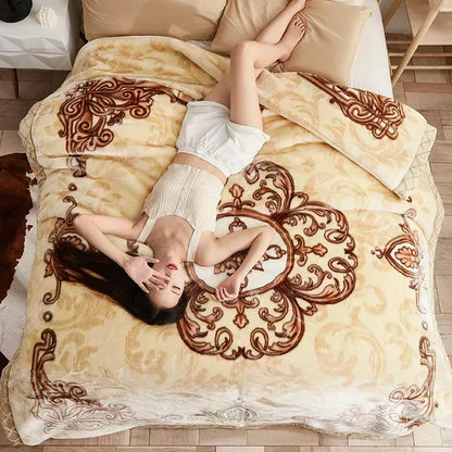 European Style Warm Raschel Blanket for Winter High End Soft Thicken Warmth Weighted Blanket Double Side Flocked Comforter Duvet.