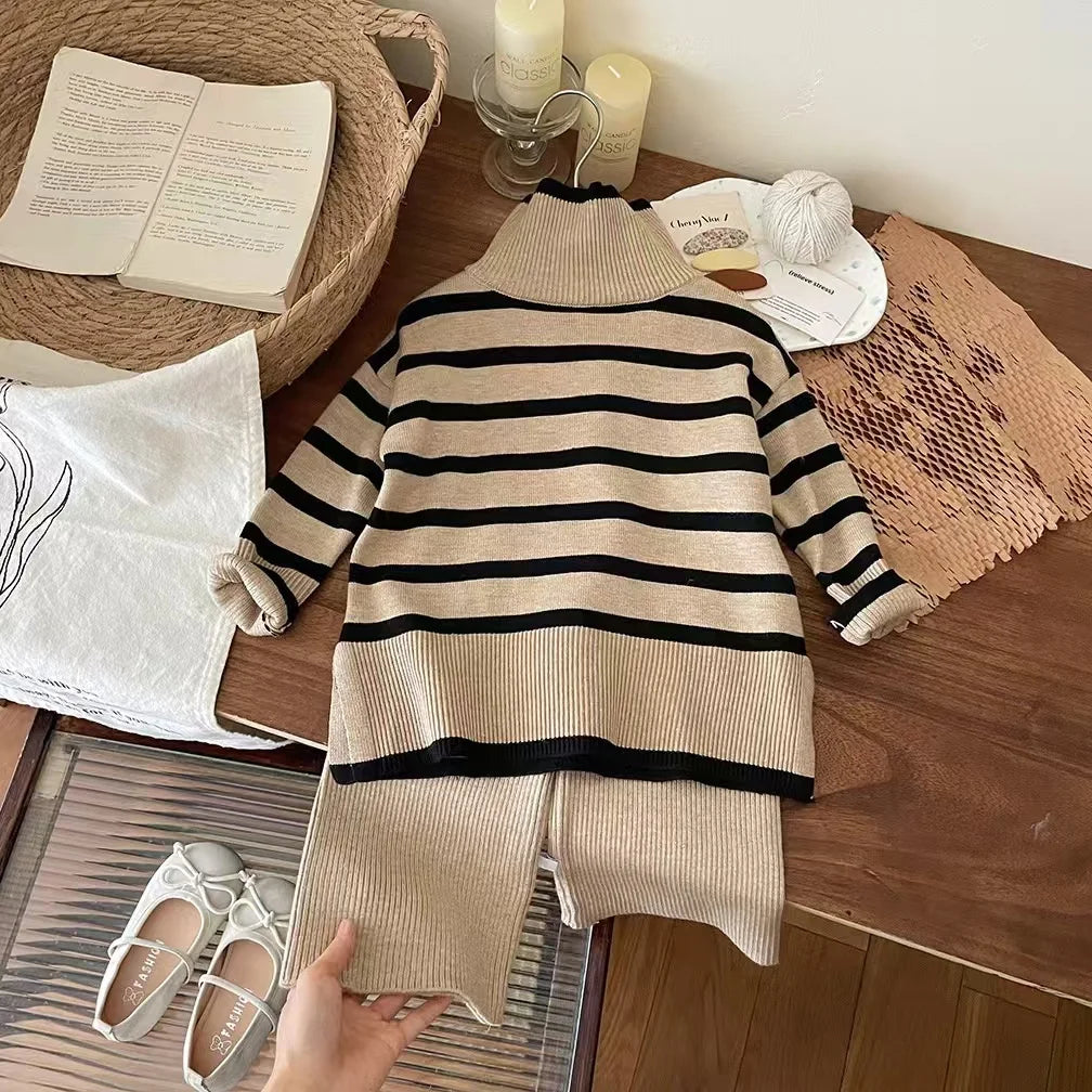 Girls' Autumn/Winter High Collar Sweater Set 2025 New Style Female Baby's Stylish Knitted Sweater Wide Leg Pants Two Piece Set.