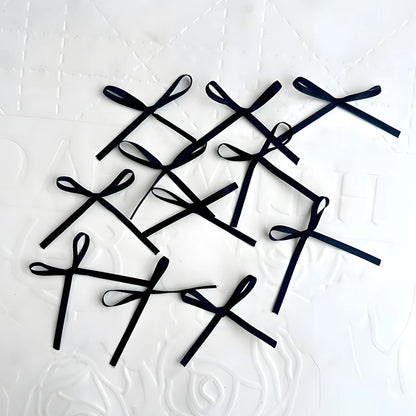 Tortenaufsatz mit Schleife und Schleife „Happy Birthday“-Schild, Kokette-Motto-Party, schwarzer Vintage-Kuchenaufsatz für Herzkuchen, Vintage-Kuchen.