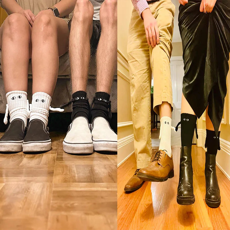 Funny Adult Socks Magnetic Hand in Hand Solid Color Cartoon Couple Socks Holiday Party Gifts for All Seasons.