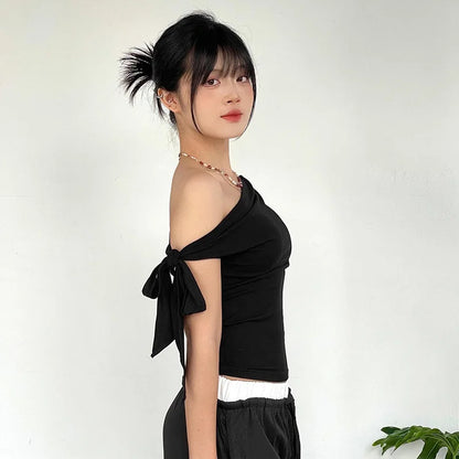 2025 Women'S Summer Ins Style New Shrink Pleated One-Shoulder Crop Top Backless Twist Tie Asymmetric T-Shirt Casual Top.