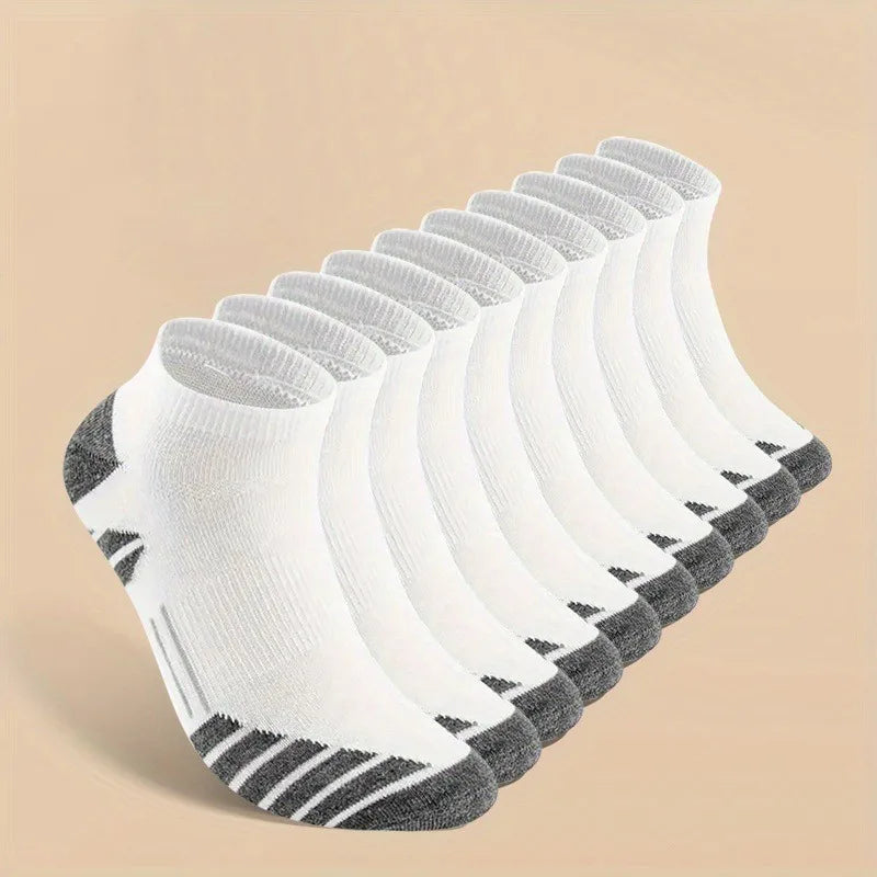 10 Pairs Cool Men Black White Four Seasons Cotton Sock Set Male Solid Color Breathable Sports Running Big Size Socks For Men.