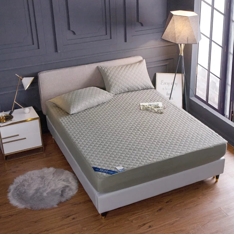 New Quilted Waterproof Mattress Cover Solid Color Waterproof Antibacterial Breathable Elastic Band Fixed Mattress Cover