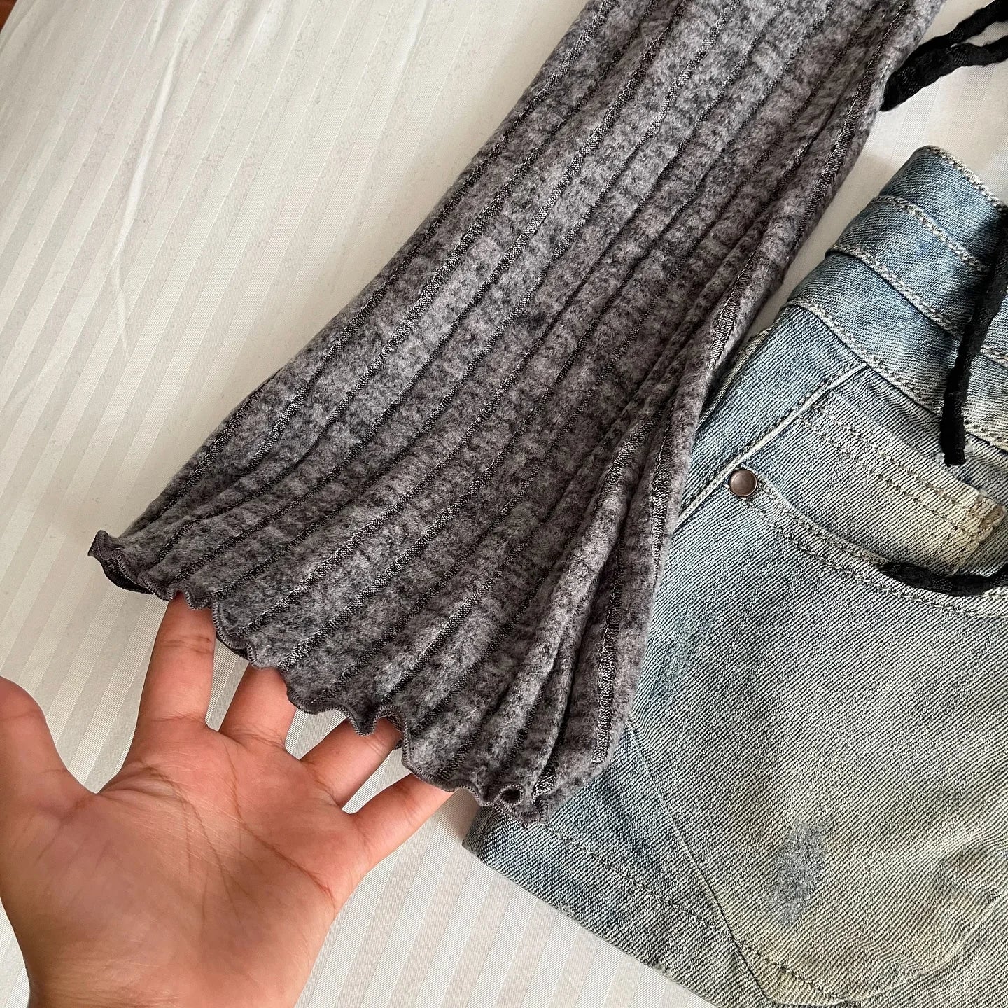 Aesthetic Gothic Floral Print Baggy T Shirts Emo Clothes Y2k gothic Grunge Graphic Long Sleeve Tees Tops Women Autumn E-Girls.