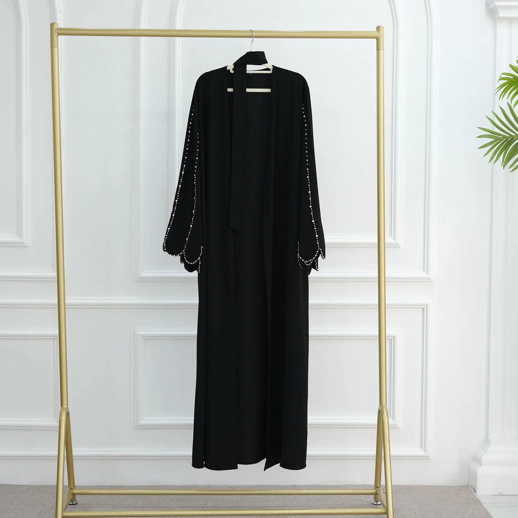 Middle Eastern Modest Dress with Pearl Sleeve for Muslim Women Ramadan Dubai Black Abaya Islam Party Jalabiya Outfit Turkey Robe.