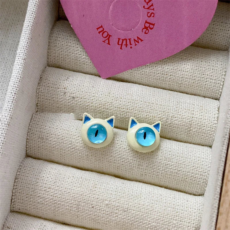 2023 New Fashion Cute Animal Stud Earrings Women Cartoon Small Black Cat Bear Shark Dinosaur Earring Ear Stud Girl Funny Jewelry.