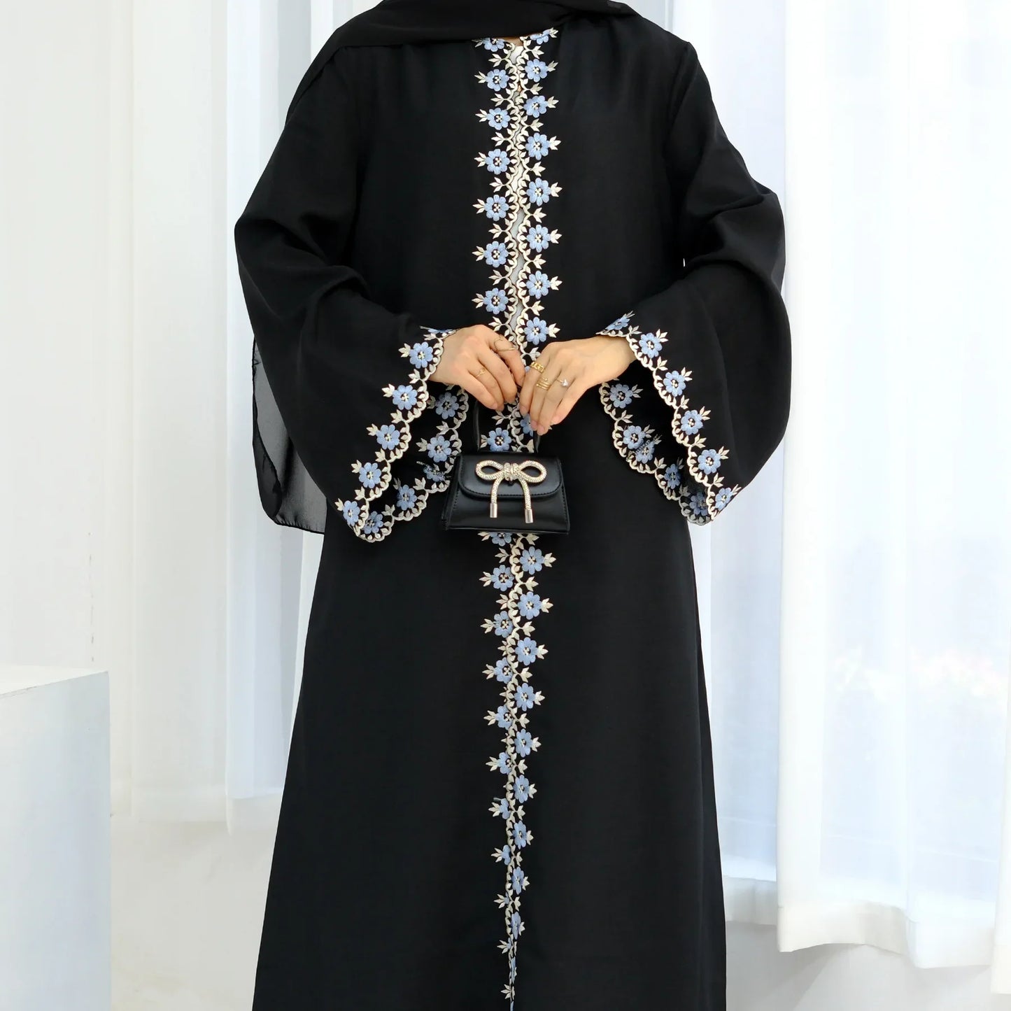 Eid Ramadan Flower Embroidery Abayas for Women Muslim Dress Dubai Open Abaya Turkey Kaftan Kebaya Caftan Marocain Femme Robe New.