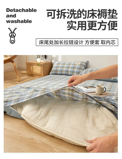 2024 removable and washable Xinjiang cotton mattress mattress fish scale net thickened winter quilt student dormitory mattress.